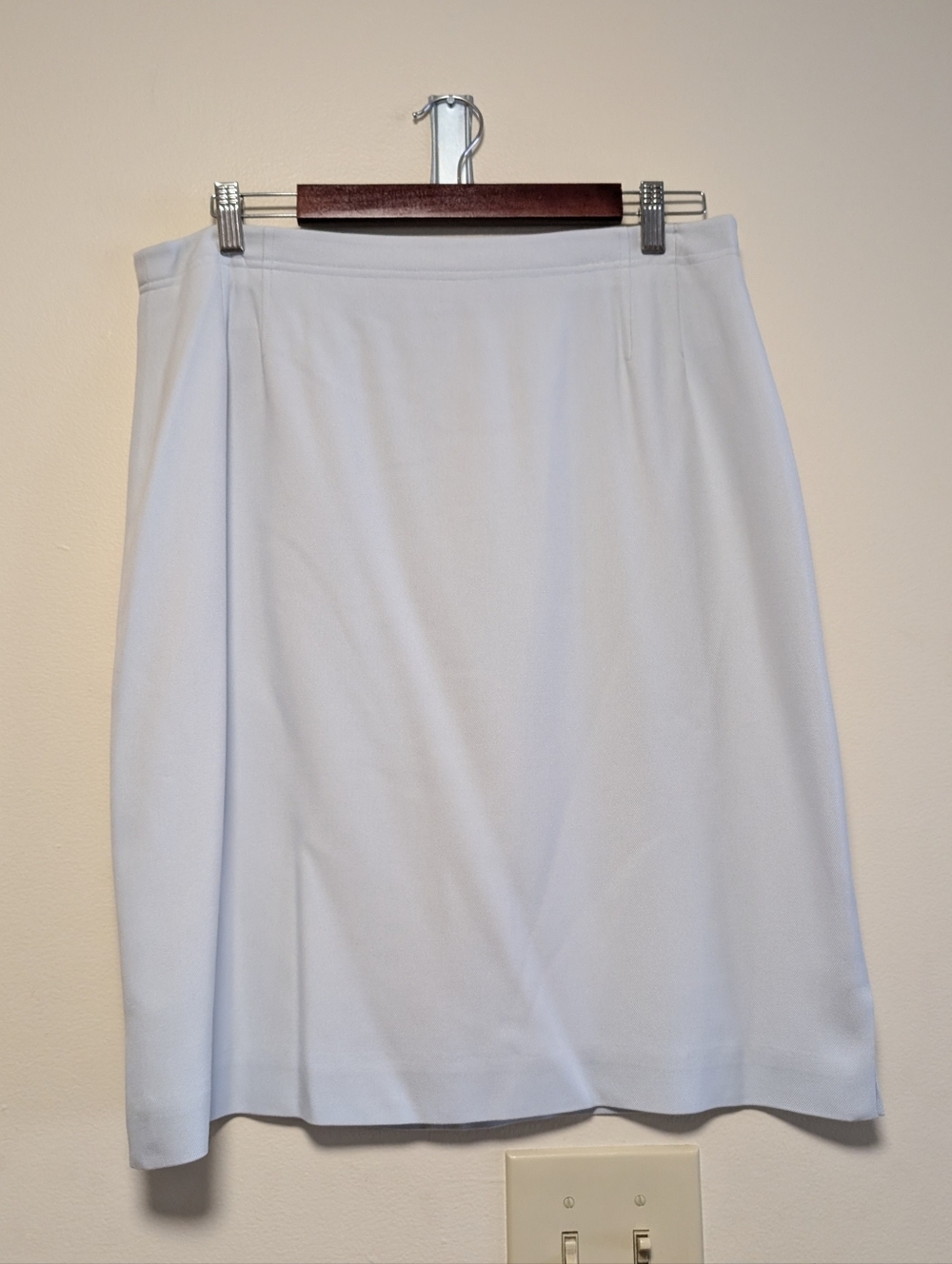 Liz Claiborne Collection Silk Skirt Light Blue Size 16 Lined